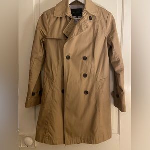 Banana Republic trench coat​